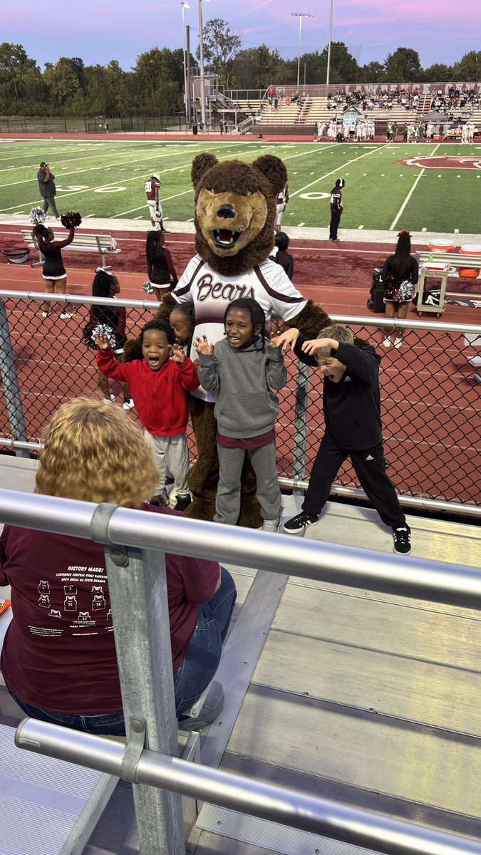 A.J. Gooden (@agoodenjr3) on Twitter photo And as always, GO BEARS!!!
<a href="/LCHSBears/">Lawrence Central</a> <a href="/LCHSAthletics/">LCHSAthletics</a>
<a href="/FreshmanLc/">LC Freshmen School</a>
#LCBearsπ» And as always, GO BEARS!!!
<a href="/LCHSBears/">Lawrence Central</a> <a href="/LCHSAthletics/">LCHSAthletics</a>
<a href="/FreshmanLc/">LC Freshmen School</a>
#LCBearsπ»
