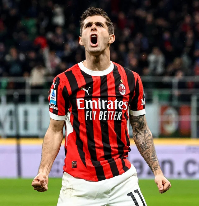 #LecceMilan |⚽ Gol del #Milan al minuto 86. È #Pulisic a firmare il raddoppio.

🔴⚫ Grande freddezza per il numero 11 rossonero, che finalizza al meglio vincendo con astuzia il duello con il giocatore del #Lecce.

📊 Lecce 0–2 Milan

##SerieA #SerieAEnilive