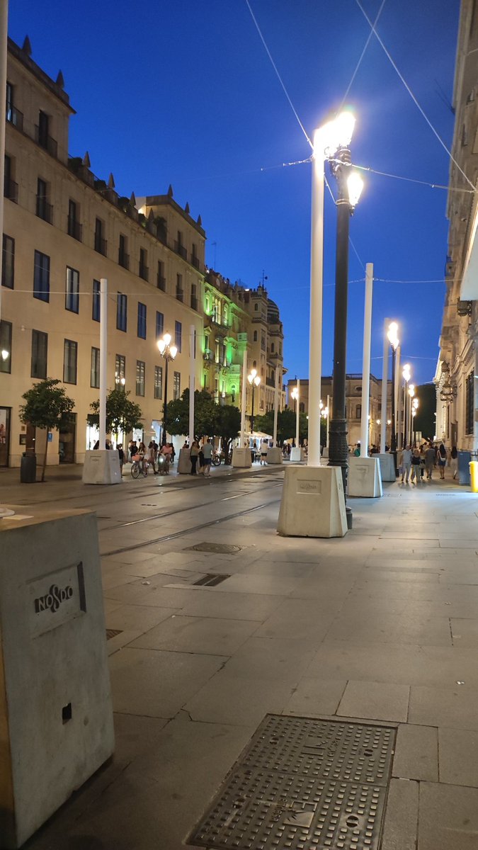 Cagarse que ya han quitado los toldos, una semana han durado