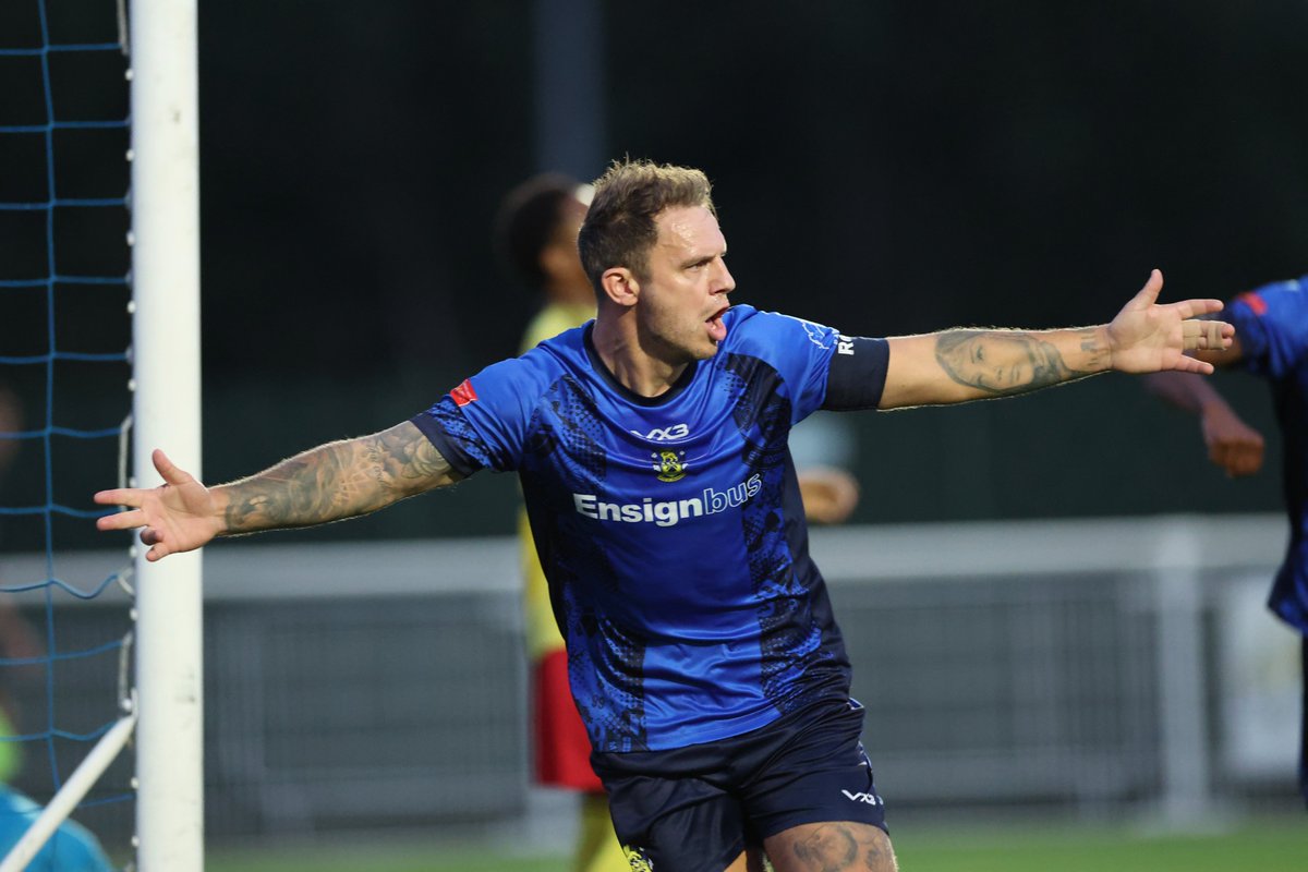 Emirates FA Cup tweet media