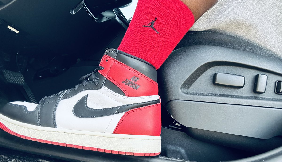 ❤️🖤❤️ MJ Fridays. #KOTD #sneakerhead #SNKRS <a href="/Jumpman23/">Jordan</a> <a href="/Nike/">Nike</a>