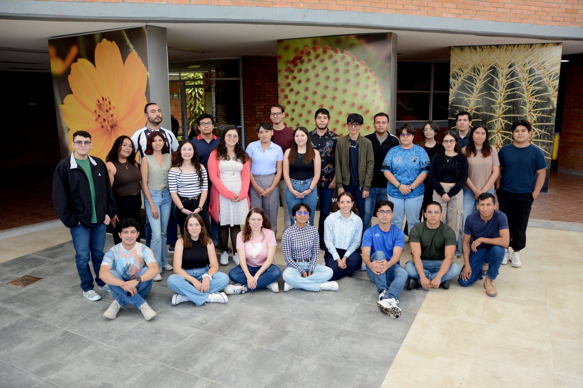 El día de hoy  se realizo el evento de bienvenida de la Generación 2025 de los programas de posgrado en Biotecnología de Plantas y Biología Integrativa de la Unidad Irapuato y la Unidad de Genómica Avanzada.

Bienvenida generación 2025, les deseamos el mayor de los éxitos 👩‍🎓👨‍🎓