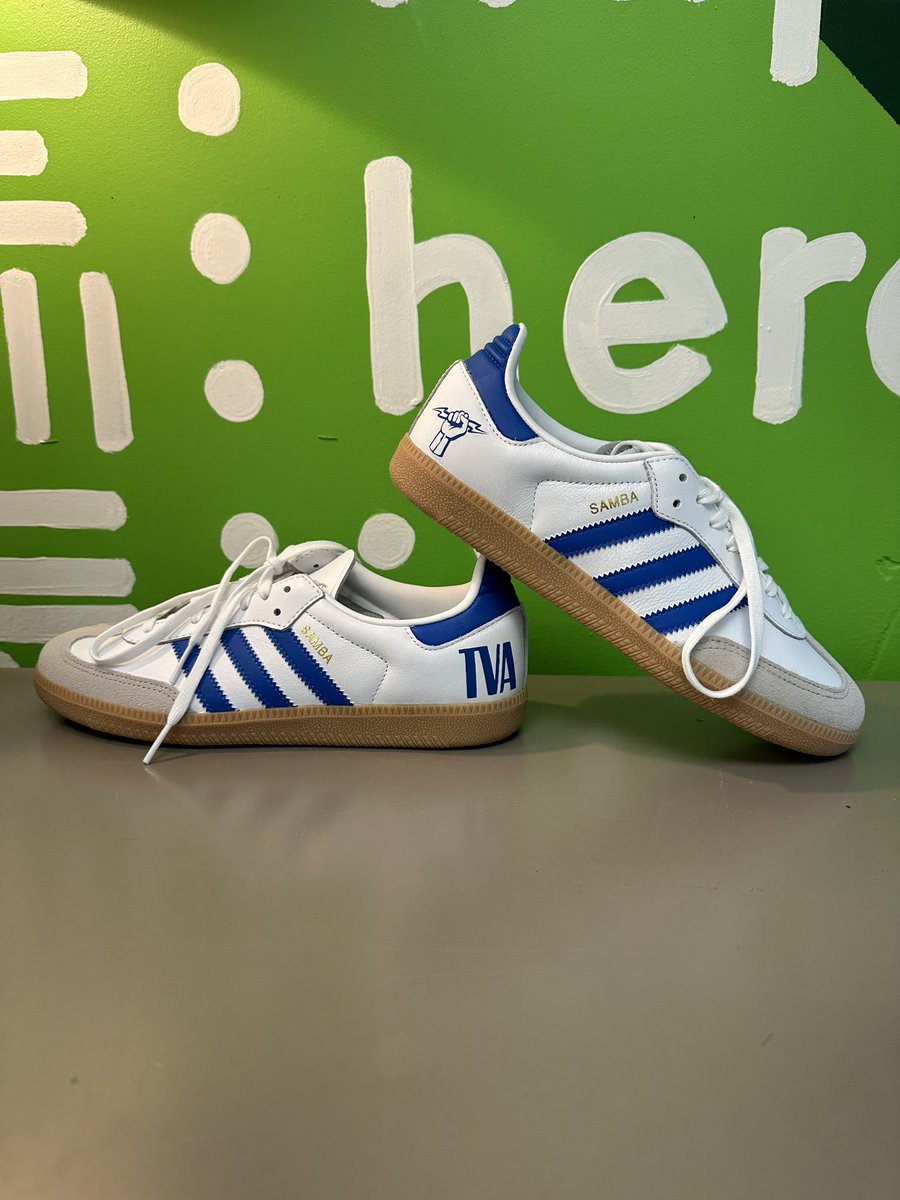 RaisingCustoms's tweet image. Repping work in a new pair of customs #tva #angelusdirect