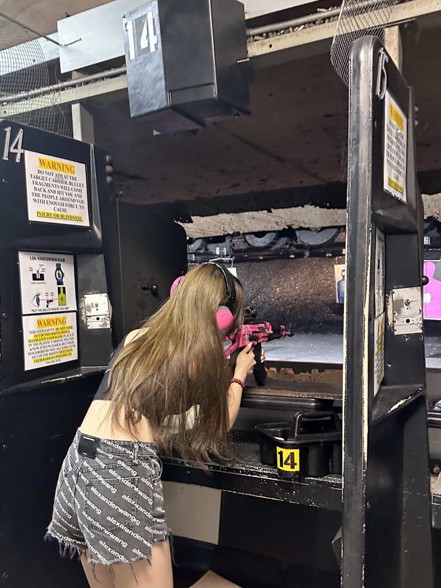 Candy (@224649ayu) on Twitter photo 