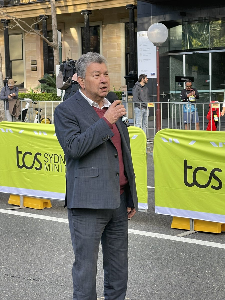 The Indig Mthn Found (@indigmaraprojct) on Twitter photo Uncle Lloyd Walker Welcome <a href="/TCS/">Tata Consultancy Services</a> <a href="/SydneyMarathons/">TCS Sydney Marathon 2025 Live Stream</a> kicking off the 5k Mini Marathon #respect #runsweatinspire Uncle Lloyd Walker Welcome <a href="/TCS/">Tata Consultancy Services</a> <a href="/SydneyMarathons/">TCS Sydney Marathon 2025 Live Stream</a> kicking off the 5k Mini Marathon #respect #runsweatinspire