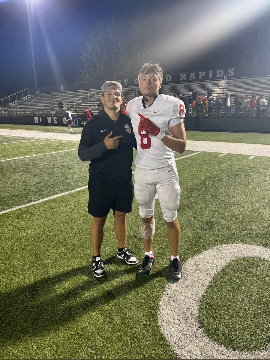 Thank you <a href="/CadenHyink/">Caden Hyink</a> for coming out and watching me yesterday! I really appreciate it!! <a href="/CalvinKnightsFB/">Calvin Knights Football</a> <a href="/CoachTrentFigg/">Trent Figg</a>