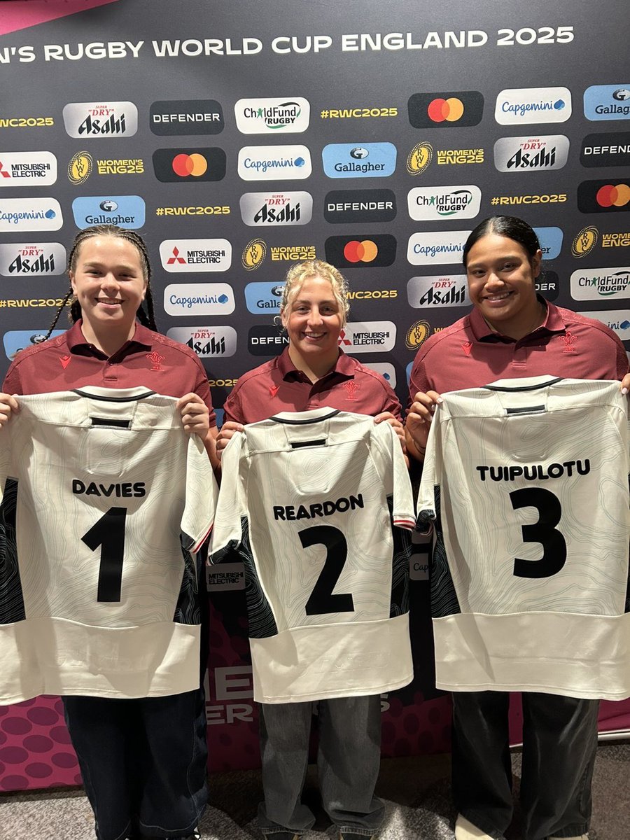 No matter the stage, no matter the moment I’ll always be her proud mum. She’ll forever have my support, my love, and my voice behind her. Watching her grow into a strong woman reminds me every day that strength is beautiful, and I couldn’t be prouder #mynumber1