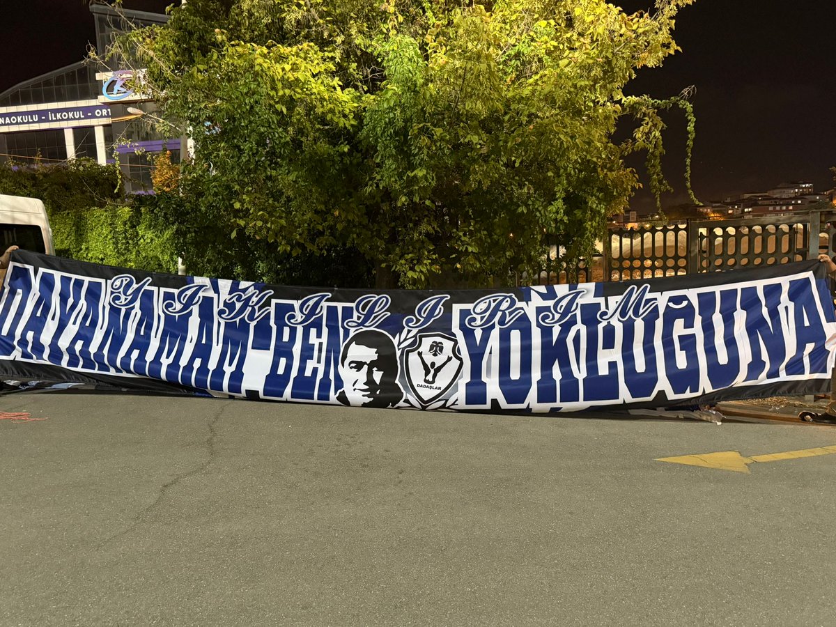 Dayanamam Ben Yokluğuna!

#Zaferİçin #Erzurumspor #DadaşlarGrubu