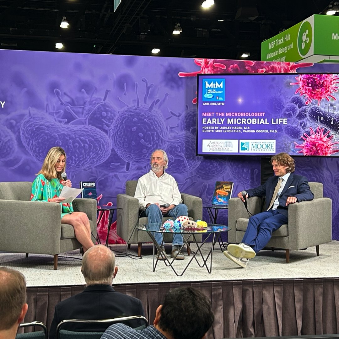 MooreFound's tweet image. As part of our 25th Anniversary we partnered w. 
@ASMicrobiology to spotlight a new Early Microbial Life report, released at #ASMicrobe. After, @AshleyLHagen, Michael Lynch + Vaughn Cooper recorded a Meet the Microbiologist podcast episode. 🦠

Tune in ⤵️
brnw.ch/21wVjFs