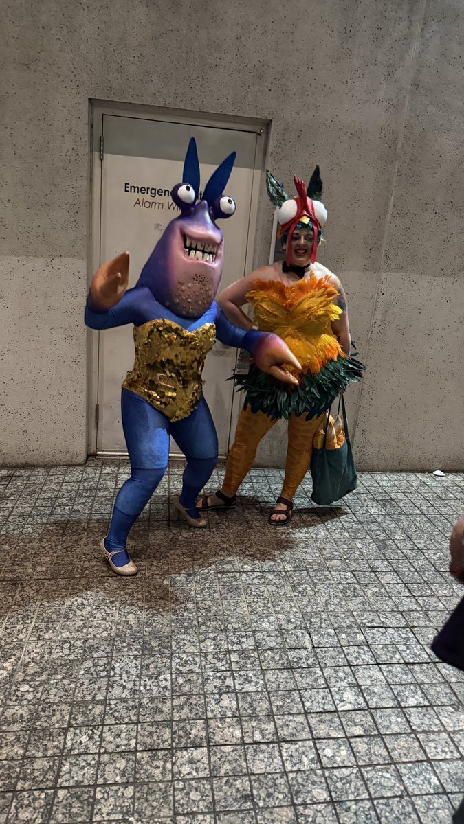 Vostik_'s tweet image. Love this place lol #dragoncon2025
