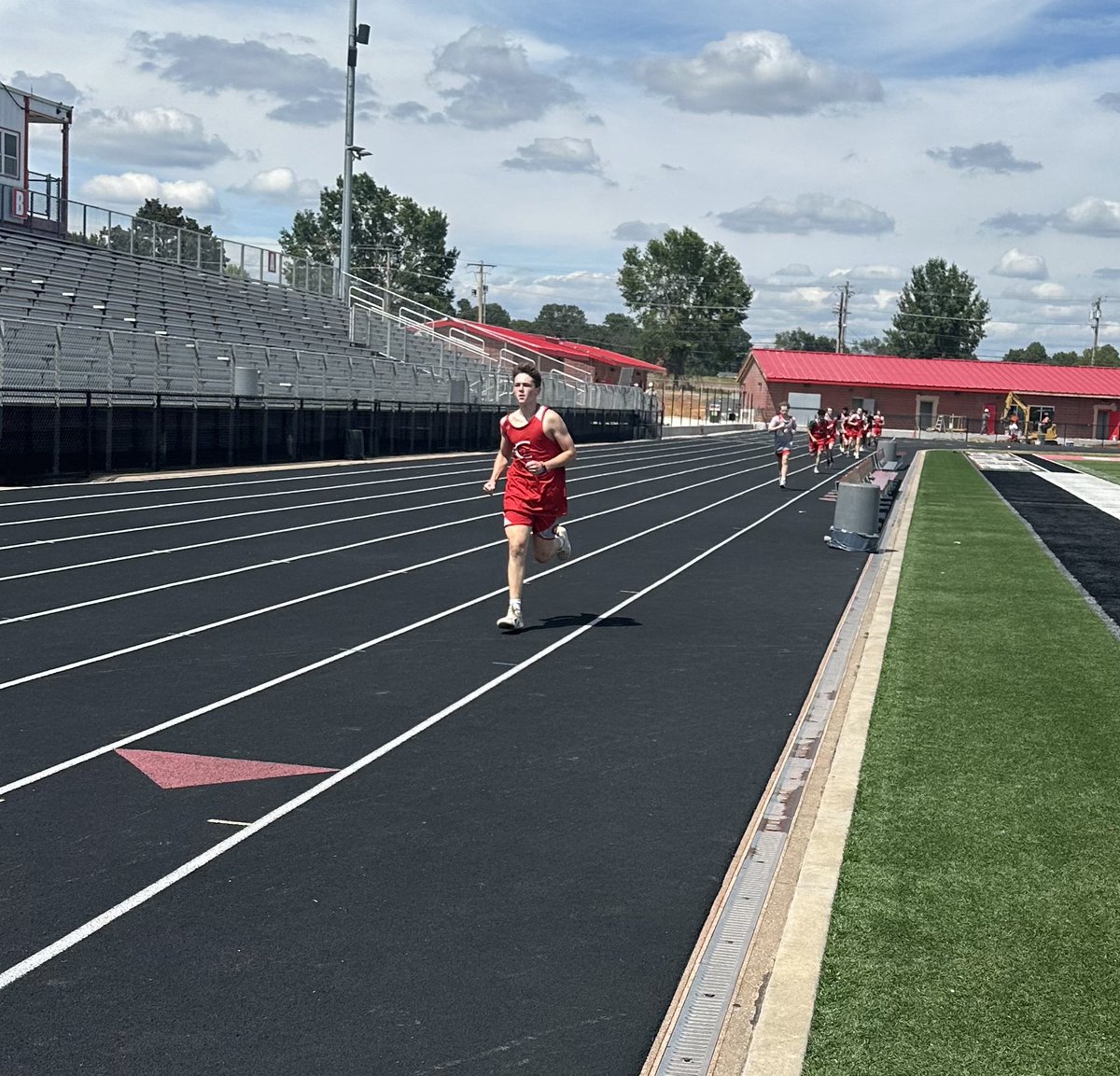 Ethan Bowman tweet media