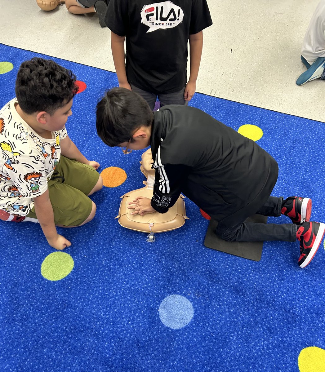 Lakeland PE/Health tweet media