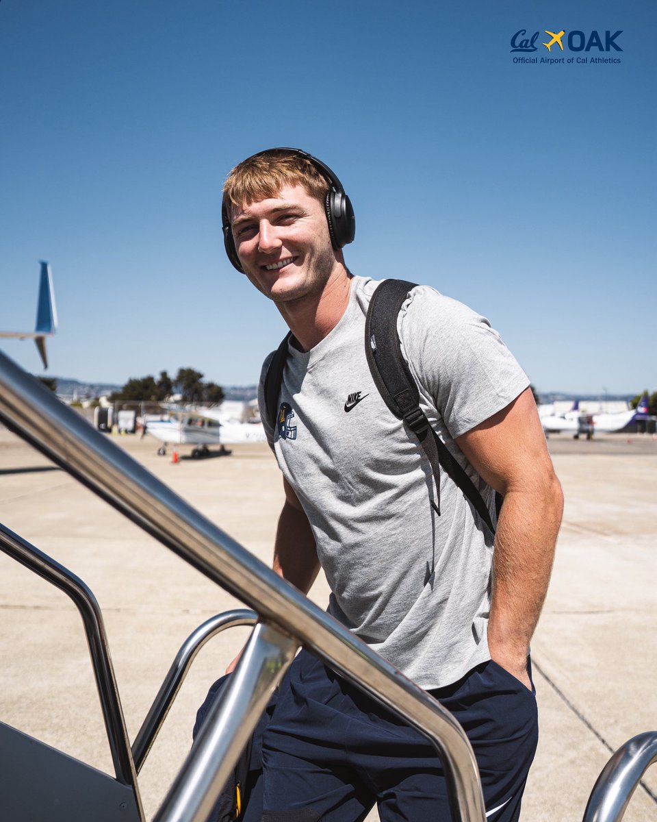 Bears on the move ✈️

#SmartAndTough #GoBears