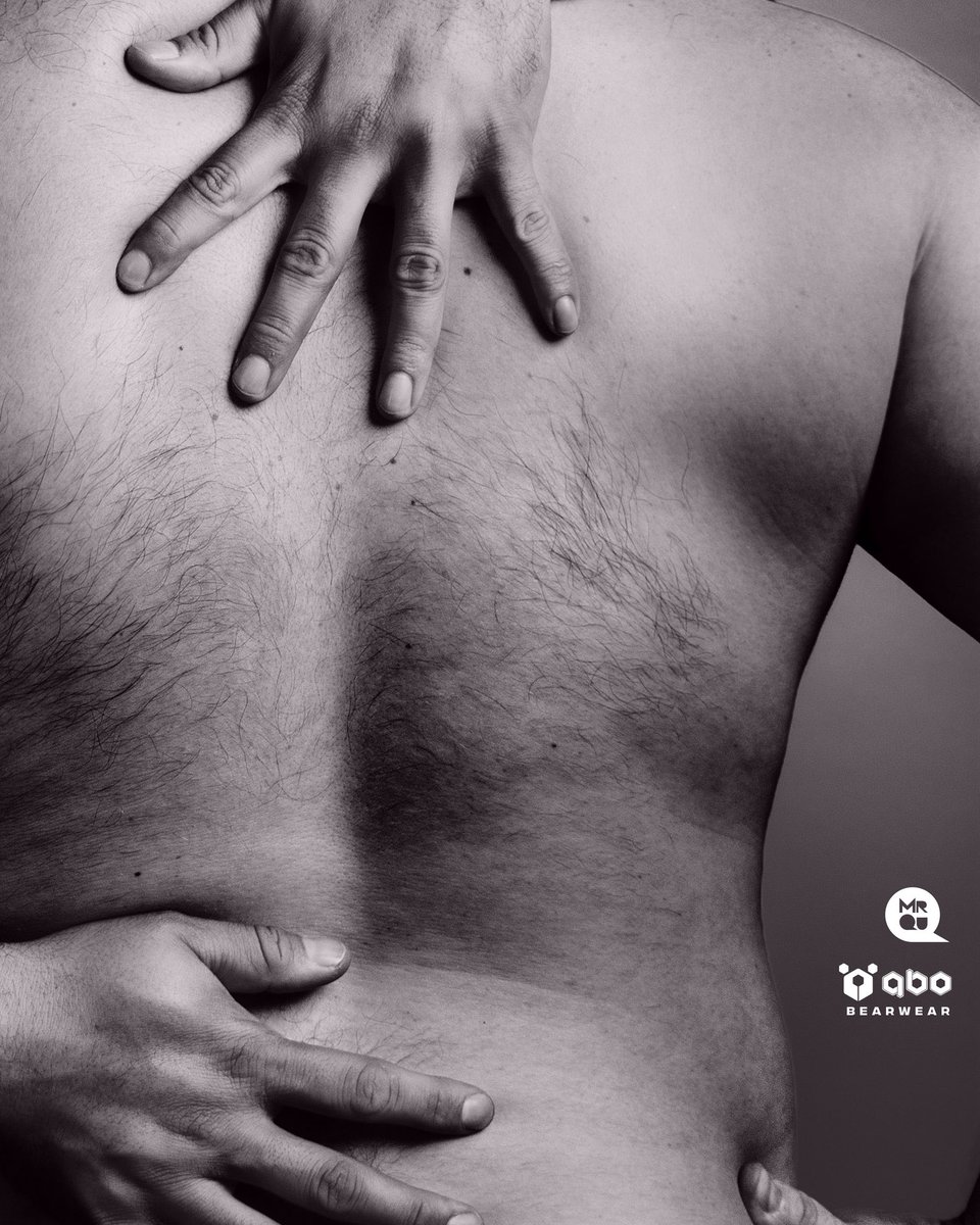 🐻✨ A mediados de septiembre llega la fiesta POP BEAR POWER <a href="/QBObearOficial/">Qbo Bearwear</a>, la publi la diseñe inspirada en portadas icónicas como Deseo Carnal de Alaska y Dinarama. 
Llevado al universo BEAR, con fotos, vestuarios y un gran equipo detrás. 🌈💖 
📸<a href="/abrahamgmx/">Abraham De Jesús</a> <a href="/bearsolsot/">Isma solsot</a>