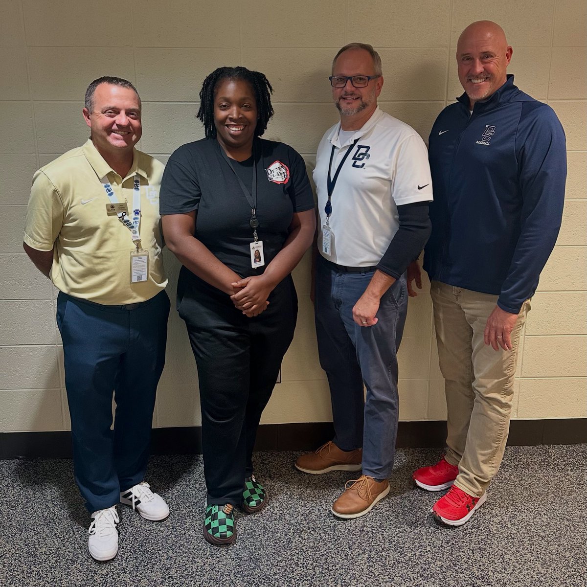 MSD Decatur (@msddecatur) on Twitter photo Congratulations to Ms. Jamillah Robinson, who is a Tomorrow Ready Award Winner! Ms. Robinson is the Communities in Schools Site Coordinator at Valley Mills Elementary and goes above and beyond to make a positive impact with students daily!
#DecaturProud <a href="/cisindiana/">CIS of Indiana</a> <a href="/VMVikes/">Valley Mills</a> Congratulations to Ms. Jamillah Robinson, who is a Tomorrow Ready Award Winner! Ms. Robinson is the Communities in Schools Site Coordinator at Valley Mills Elementary and goes above and beyond to make a positive impact with students daily!
#DecaturProud <a href="/cisindiana/">CIS of Indiana</a> <a href="/VMVikes/">Valley Mills</a>