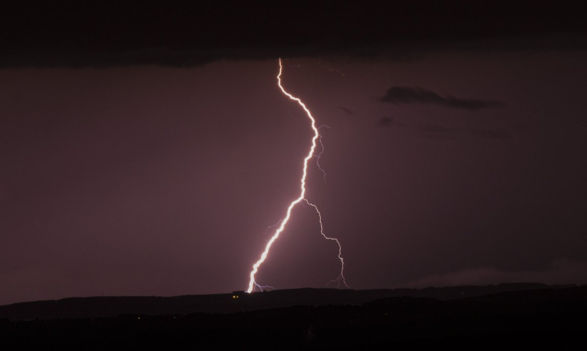 ⚡YanistorM⚡ tweet media