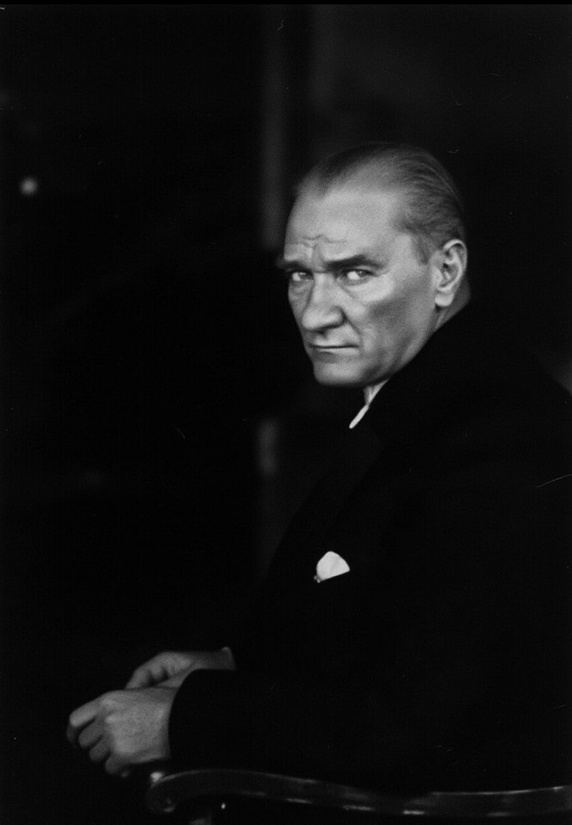 Minnetle, özlemle, gururla…

🇹🇷🇹🇷🇹🇷

#ZaferBayramı #GaziMustafaKemalAtaturk