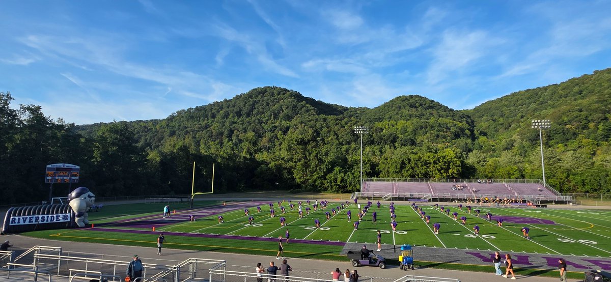 Beautiful day for some Warrior football! #oWn #FightOn