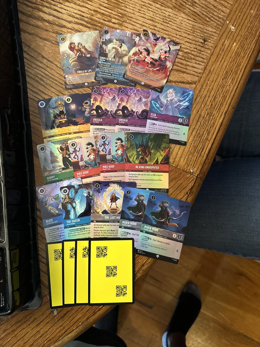 Wife’s two cases and two troves were kinda hot, even though I “quit”, watching her enjoyment cracking #Lorcana packs makes me happy.