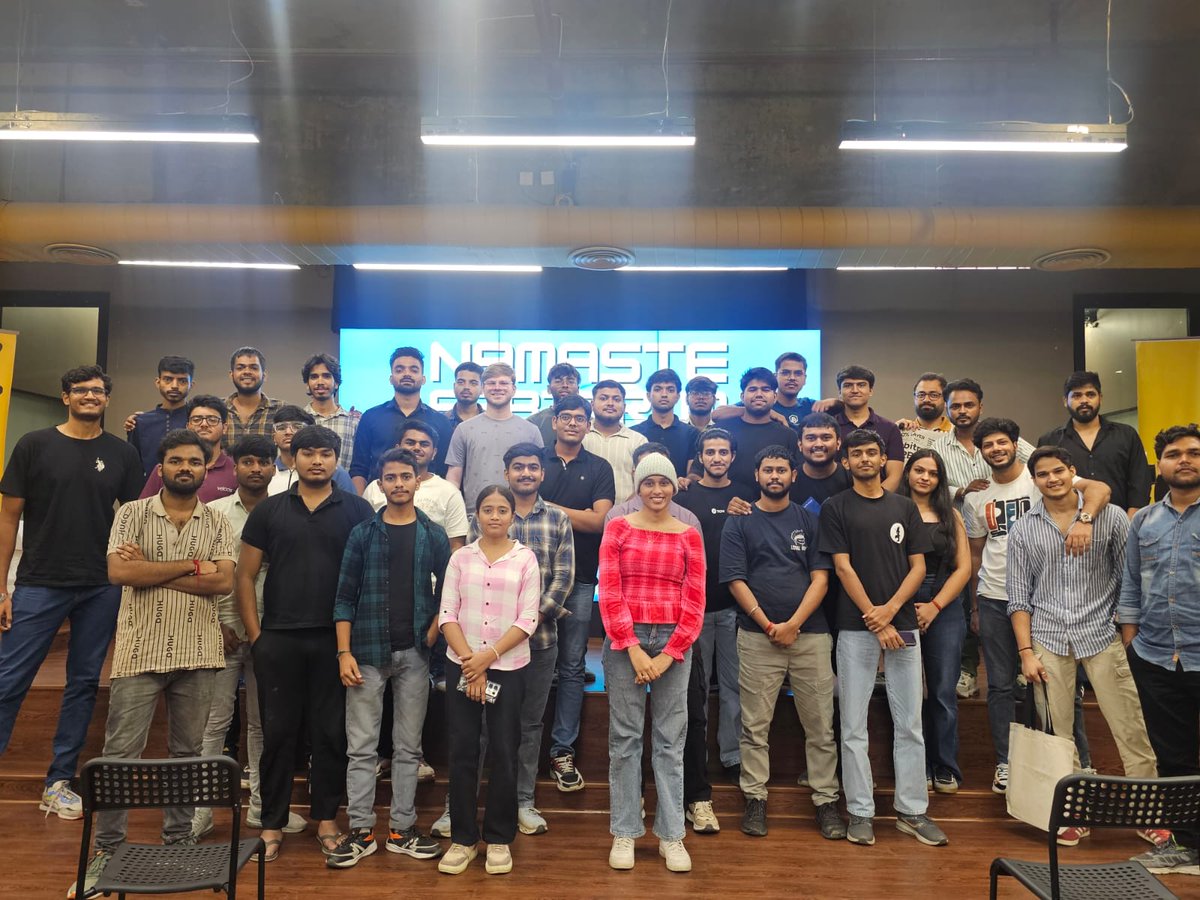 ayushxweb3's tweet image. ✨ Had an amazing time at @NamasteArbitrum: Delhi Edition 🚀
Great vibes, insightful conversations &amp;amp; an awesome community meetup!

Super stoked to have also won the quiz 🏆 and grabbed some cool Arbitrum merch 🔥💙

#Arbitrum #NamasteArbitrum #Web3Delhi