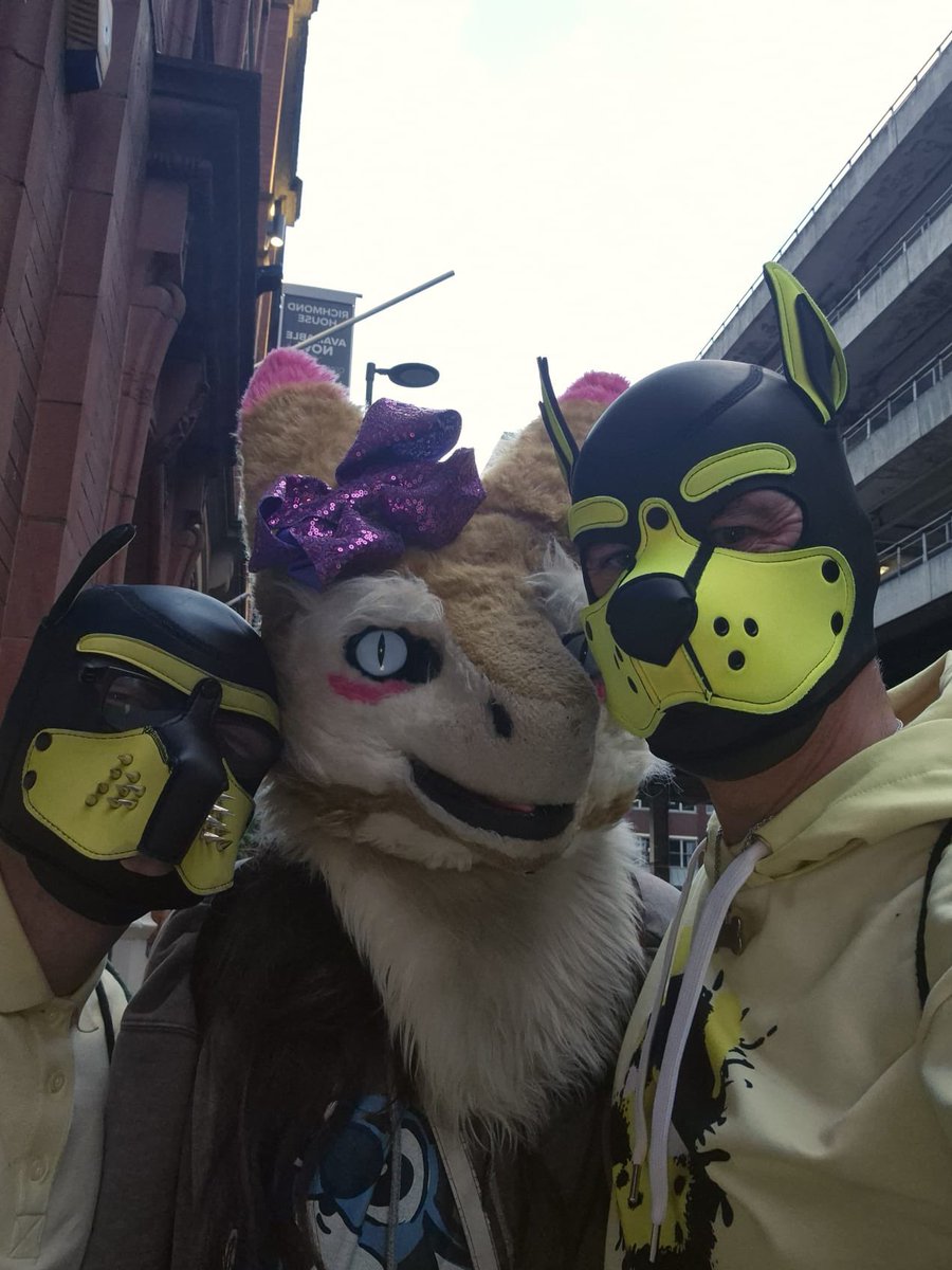 Manchester pride 2025 absolutely amazing time load of new memories and friends wooof bring on 2026 :0