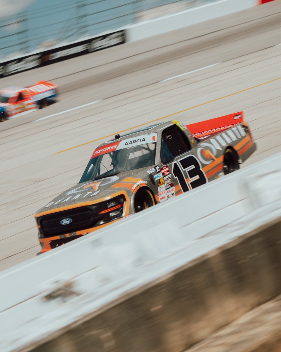 Playoff time at <a href="/TooToughToTame/">Darlington Raceway</a> tomorrow! 👊