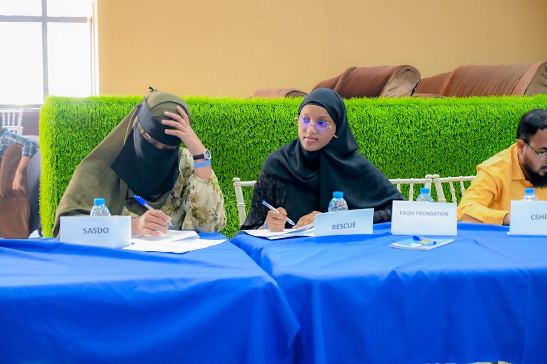 Sasdosom's tweet image. Day 2: #SASDOSOM in partnership with #UNTIMS 3-day Capacity Building Workshop!

In wednessday, CSOs &amp;amp; CBOs in Lower Shabelle are enhancing their skills to monitor, document, report &amp;amp; advocate for human rights violations.

#HumanRights #CapacityBuilding #LowerShabelle #Somalia