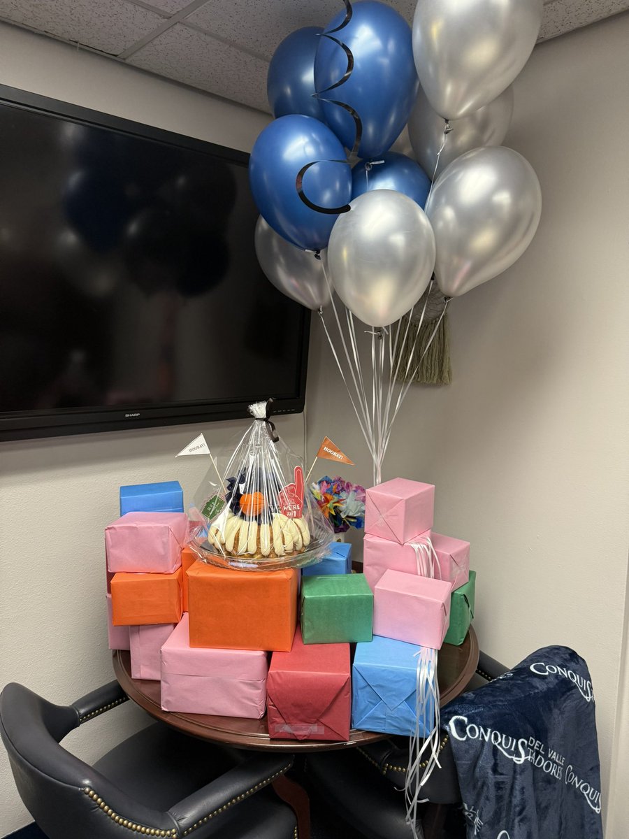 DVHS Student Council (@dvhsstuco_) on Twitter photo Happy Birthday to our fearless leader <a href="/VHairston_DVHS/">Valerie Hairston</a> Wishing you the very best today and always! Enjoy your special day! #OFOD #THEDISTRICT #Stuco #TASC #DistrictIX @dvhsyisd @ysletaisd <a href="/TASC_StuCo/">TASC</a> <a href="/District9StuCo/">District IX StuCo</a> @NatStuco <a href="/cmlopez1/">Christopher M. Lopez</a> Happy Birthday to our fearless leader <a href="/VHairston_DVHS/">Valerie Hairston</a> Wishing you the very best today and always! Enjoy your special day! #OFOD #THEDISTRICT #Stuco #TASC #DistrictIX @dvhsyisd @ysletaisd <a href="/TASC_StuCo/">TASC</a> <a href="/District9StuCo/">District IX StuCo</a> @NatStuco <a href="/cmlopez1/">Christopher M. Lopez</a>