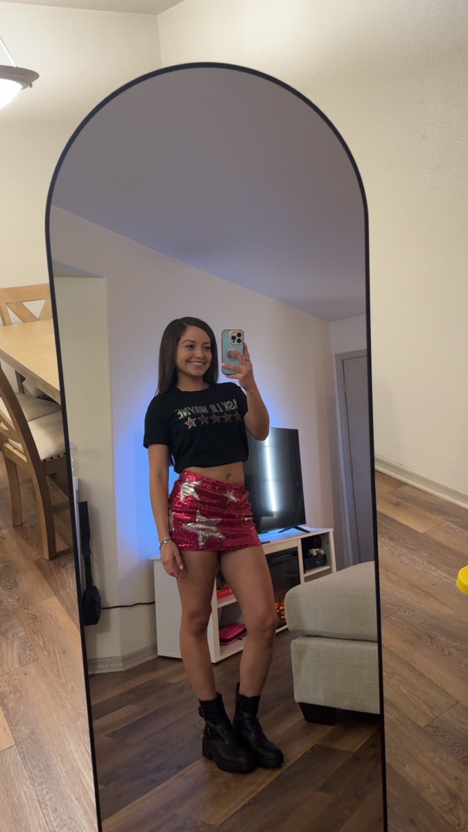 Ask lil Wayne who the 5 ⭐️ btch is