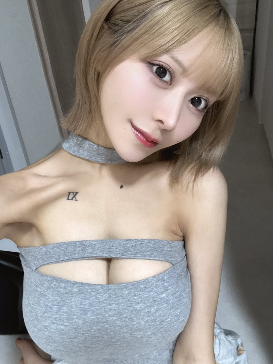 _hina03_'s tweet photo. 昨日撮ったやつ🐹🩵 https://t.co/qQ5DSBZwqP