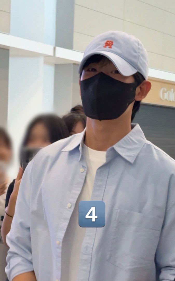 너어어무 오랜만이에염...🥺🩵
#정해인