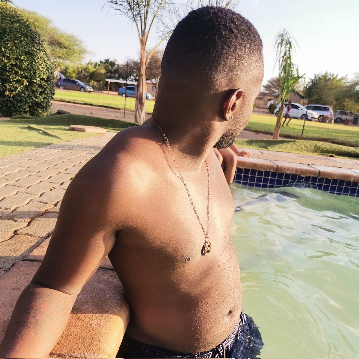 CodeinJ's tweet image. #NewProfilePic