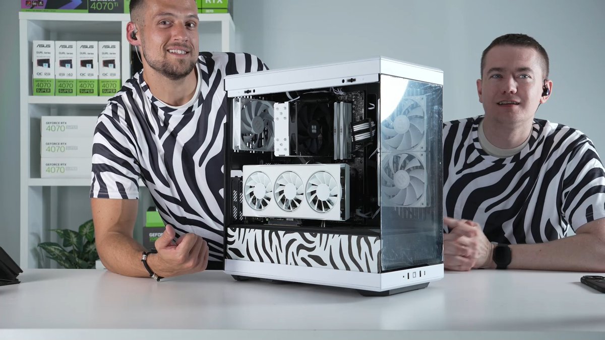 ZachsTechTurf's tweet image. On yesterday's PC building livestream, we built a special, Zebra-themed PC to bid farewell to my friend and neighbor, @UFDTech , as he prepares to move back to South Africa.
I'm always running a gaming PC giveaway during these livestreams, so be sure to tune in. The streaming…