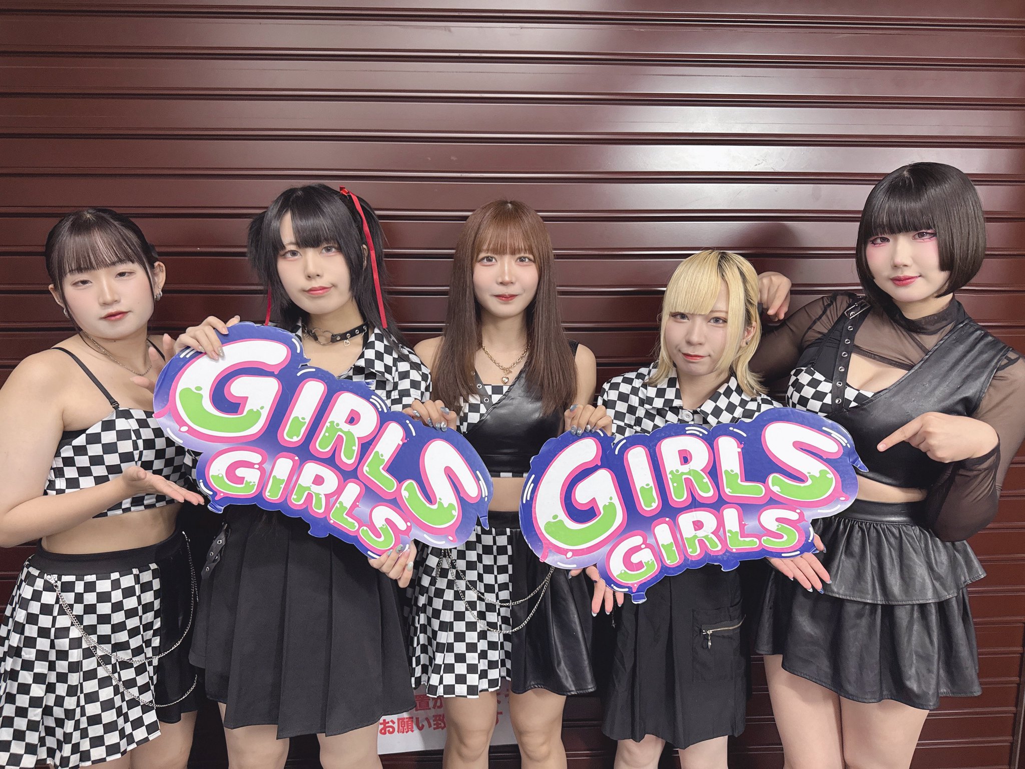 2783 カントリー・ガールズ 生写真 9枚セット GIRLS GIRLS on X: 