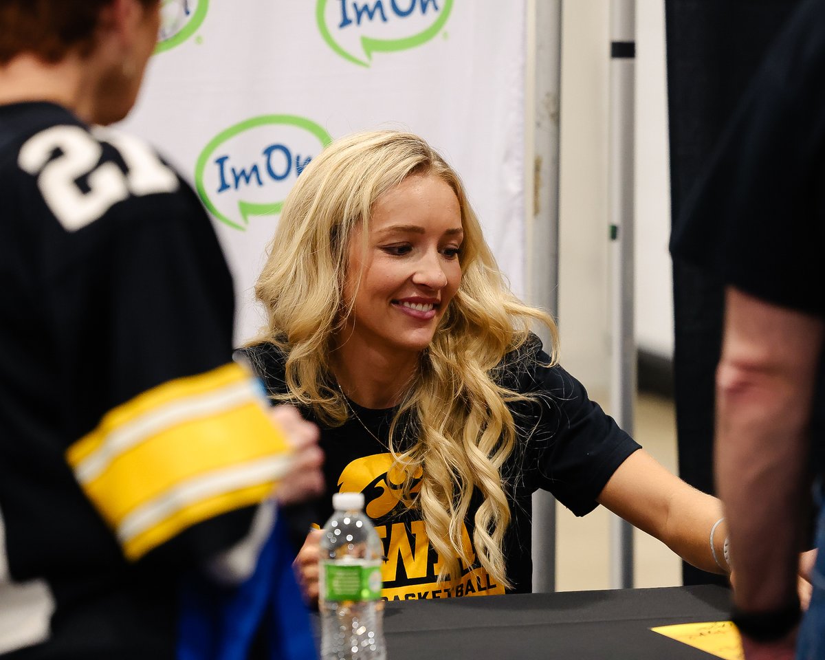 Iowa Women's Basketball tweet media