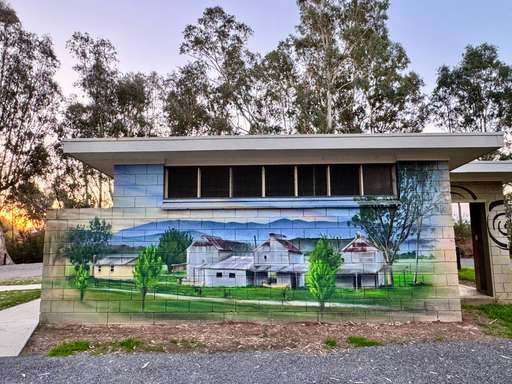 djprodzzz's tweet photo. @CallofDuty @AMDGaming This is one of my Spray Paint Murals done on Public Toilet Blocks, mentoring local youth throughout.

All Volunteer &amp; out of my own free time. 

This one, is at Apex Park in Myrtleford, Victoria 🇦🇺 

@CallofDuty
#CODAMDSweepstakes #artwork #mural https://t.co/eWc3FhecGf