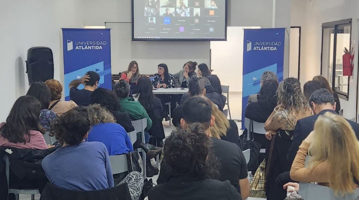 Los gustos, en vida. Gran mesa recién en <a href="/Uatlantida/">Universidad Atlántida</a> promovida por la <a href="/DDHHyDemocracia/">RedDDHHyDemocracia</a> junto a <a href="/SabinaFrederic/">Sabina Frederic</a> de <a href="/EnfocosegOk/">Instituto En Foco</a> y Claudia Rocca de <a href="/AajJuristas/">AAJ Asociación Americana de Juristas AAJ</a>, Metodología represiva en dictadura y democracia: La "nueva normalidad' del régimen actual.
Unidad, organización y lucha.