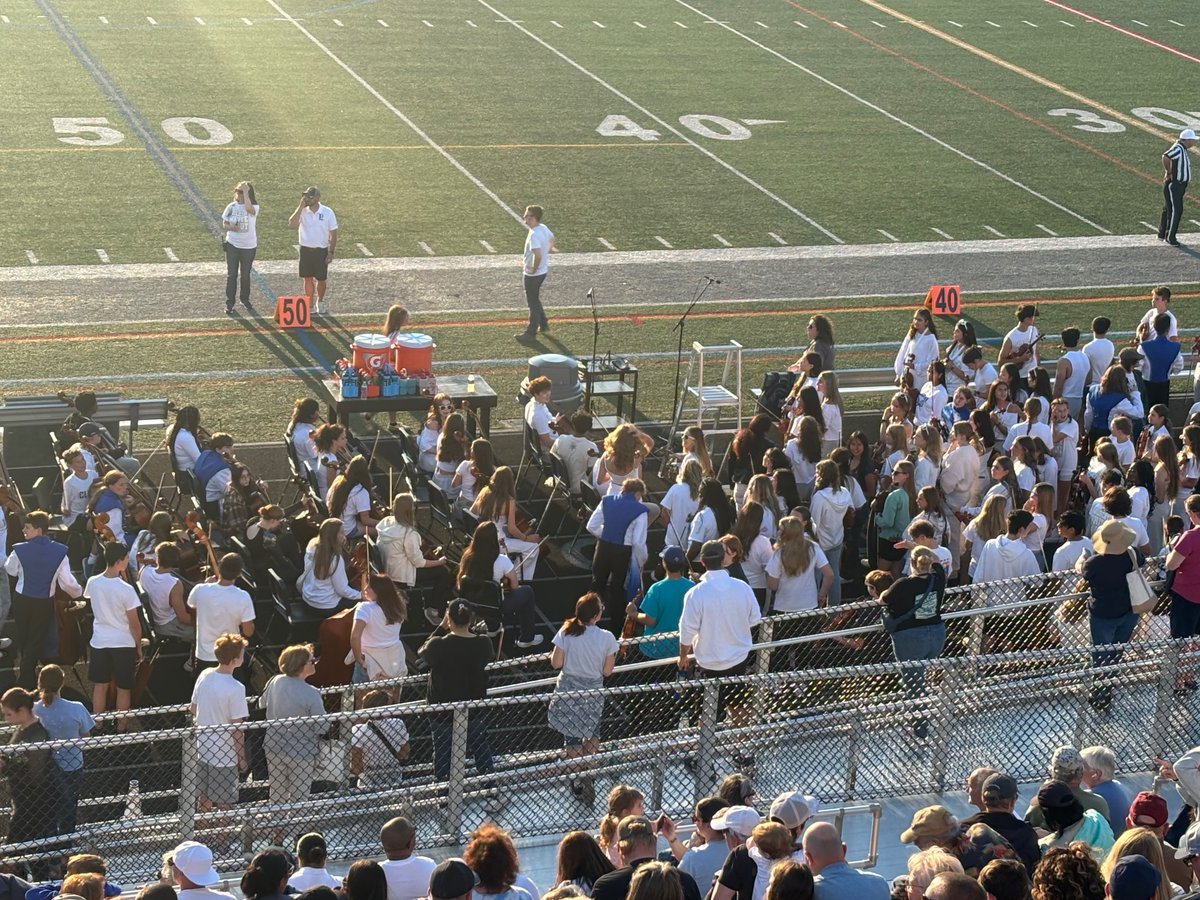 Dallastown’s orchestra did the nation anthem tonight. Not gonna lie. It was pretty legit. Fair play to them 🎻