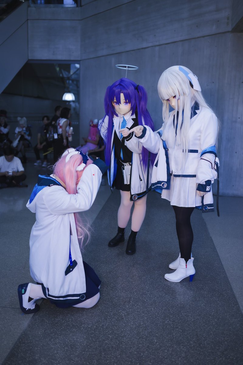 七夕和老师偷跑被抓了

anyc2025场照 part2

🎭：<a href="/kmno_x/">Cloudrin</a> 
修图：<a href="/nemuzuki99/">眠月</a> 

#着ぐる #kigurumi #BlueArchive #黒崎コユキ #koyuki