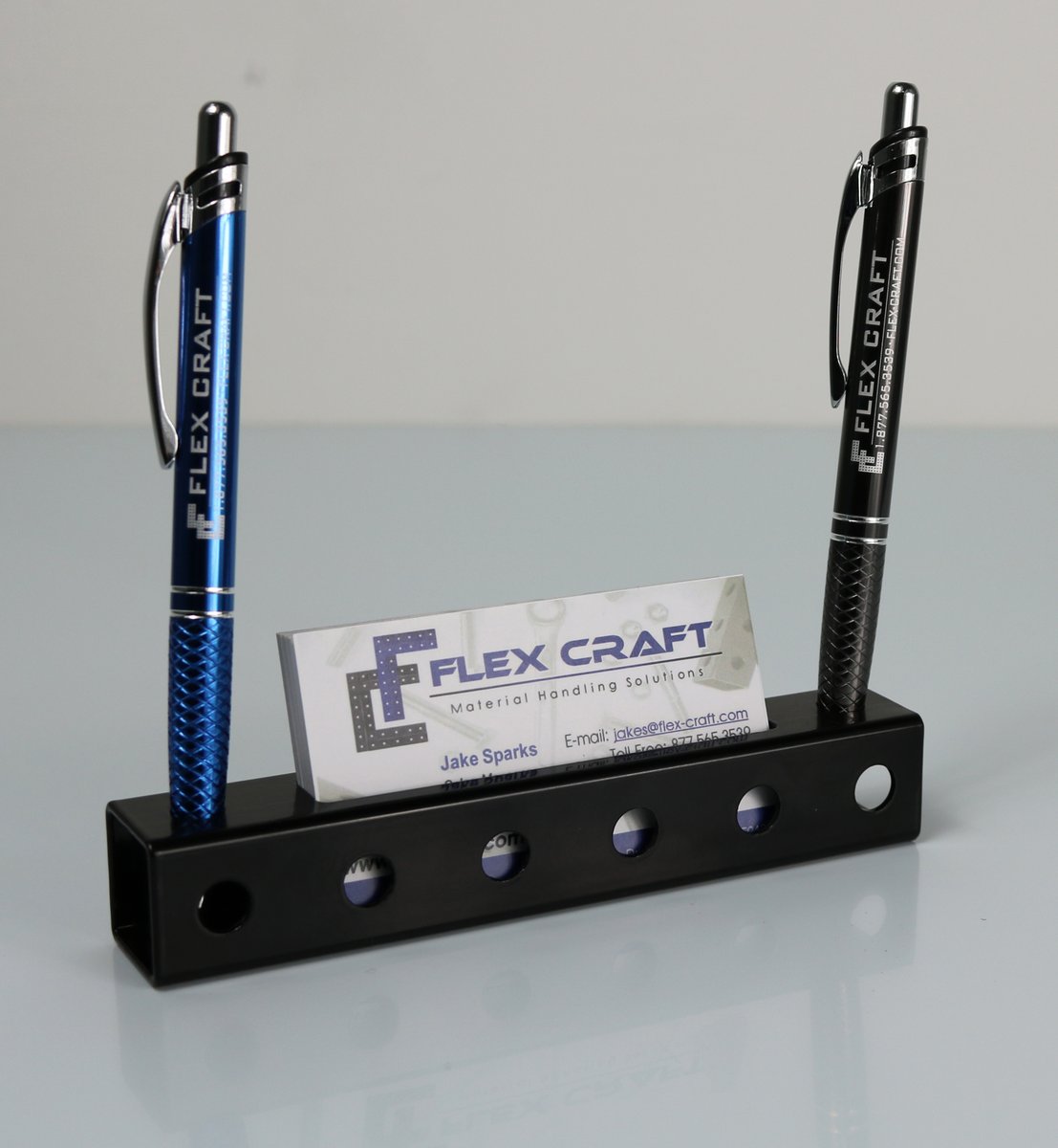 FlexCraft1's tweet photo. 🧩 Modular Ideas for Small Spaces.
✔️ Adjustable Shelving 
✔️ Rolling Carts
✔️ Closet or Entryway Organizers
✔️ Compact Workstations https://t.co/m1EoUD2vLl