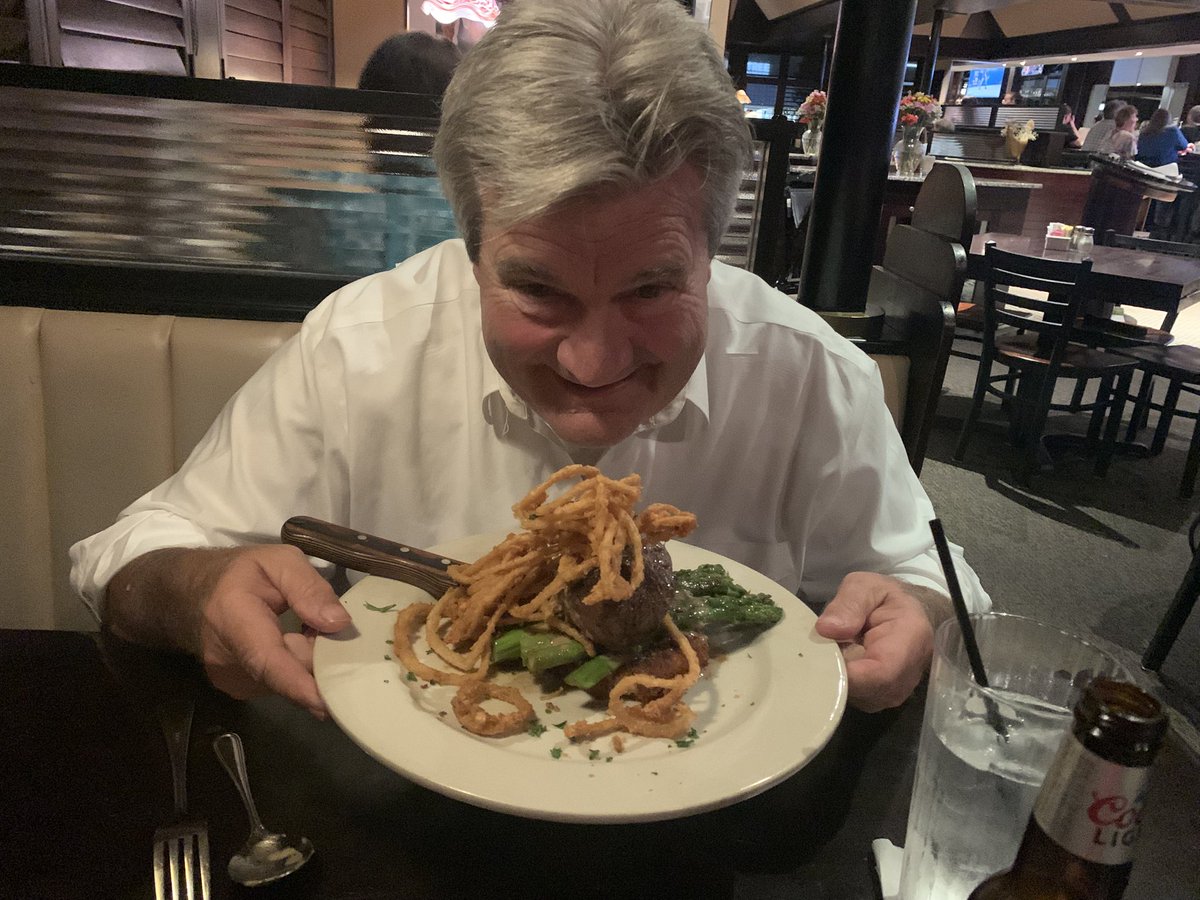 ALWAYS A GREAT MEAL AT LASKIN ROAD 

NO FRILL GRILL. 

<a href="/WAVY_News/">WAVY TV 10</a>