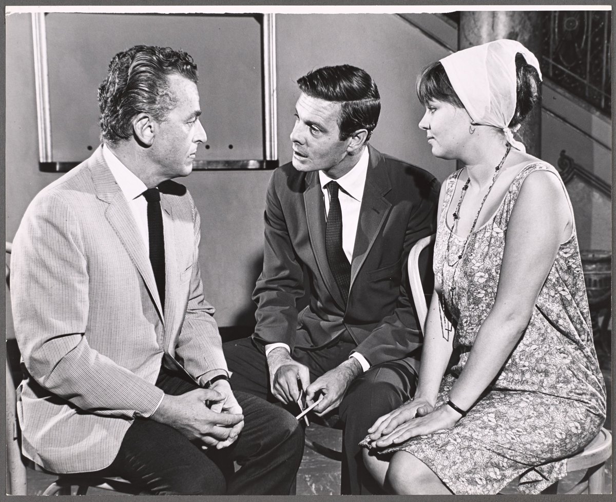 Alan Jay Lerner, Louis Jourdan, and Barbara Harris at rehearsals for "On a Clear Day You Can See Forever" (1965). digitalcollections.nypl.org/items/c6a50120…