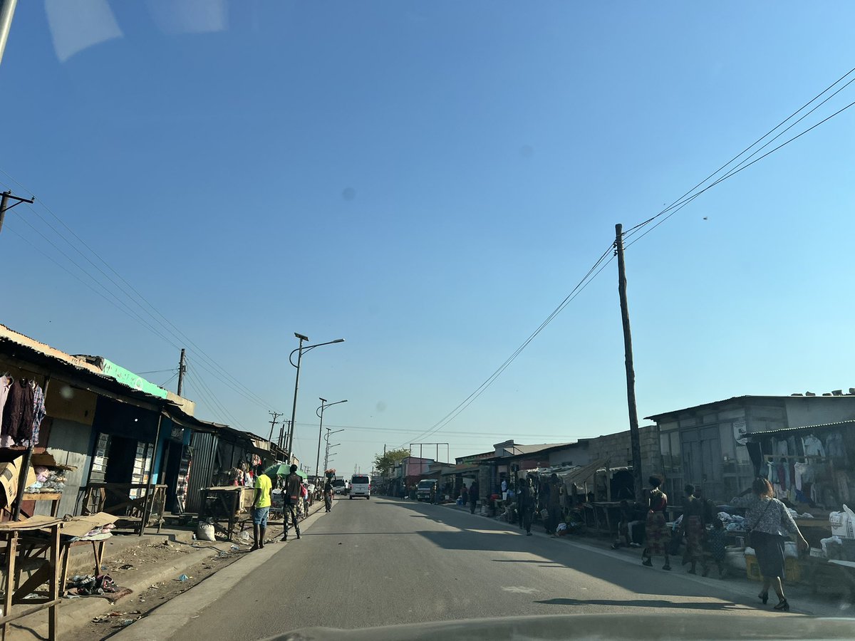 WFWPは、ザンビア🇿🇲など世界50の最貧国に根を下ろした貧困対策を30年。正論と理屈言うんじゃなく、目の前の貧者に手を差し伸べる。芽が出るか分からねども種を蒔く。結果の正しさより行為の美しさ。目で見たもののみを信じ、母性的な愛を体現する団体。