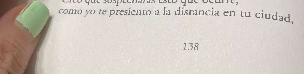 “…yo te presiento a la distancia en tu ciudad.”

- Julio Cortázar.