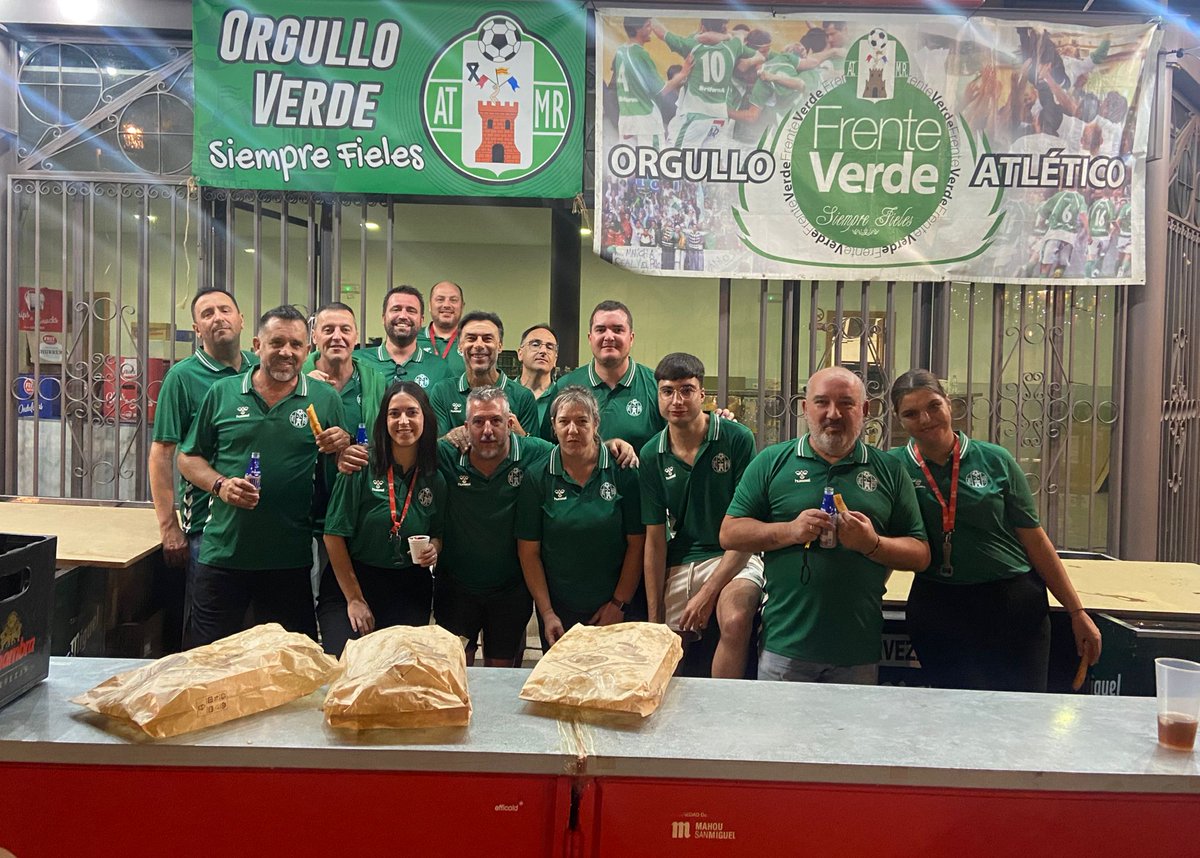 💃🅅🄴🅁🄱🄴🄽🄰 🄼🄰🄽🄲🄷🄰 🅁🄴🄰🄻🕺

🤩Así terminamos el Viernes de verbena... 

...nos vemos en un rato💚. 

#VerbenaManchaReal2025 🎉

#InsistirResistirPersistir 🤜🏻🤛🏻

#SomosManchaReal 💚💜

#YoSoyVerde 🦾