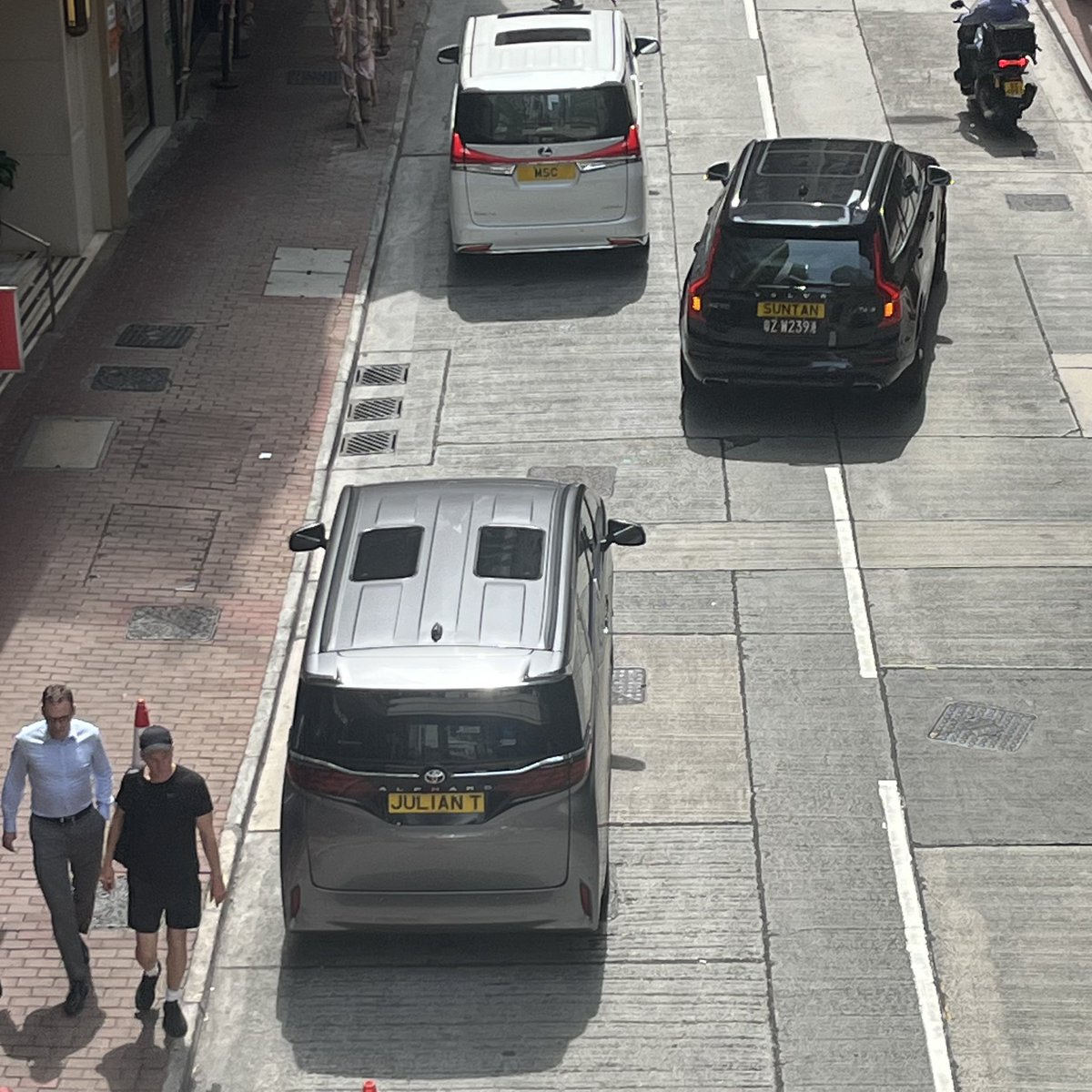 quantopop's tweet photo. Second time #SUNTAN though a #THREEFER this time around #JULIANT #MSC ๐ #HKnumberplates #HongKong @HKnumberplates https://t.co/eGQyCsptGR