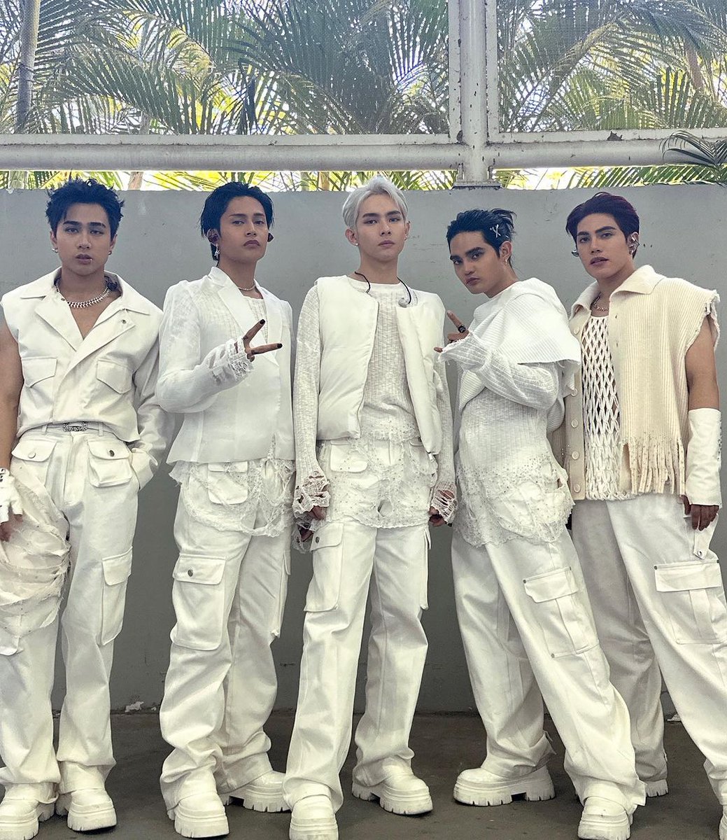 You know who it is!

MUSIC FASHION FAST ZONE
<a href="/SB19Official/">SB19 Official</a>
#SB19 #SB19xFrancisLibiran