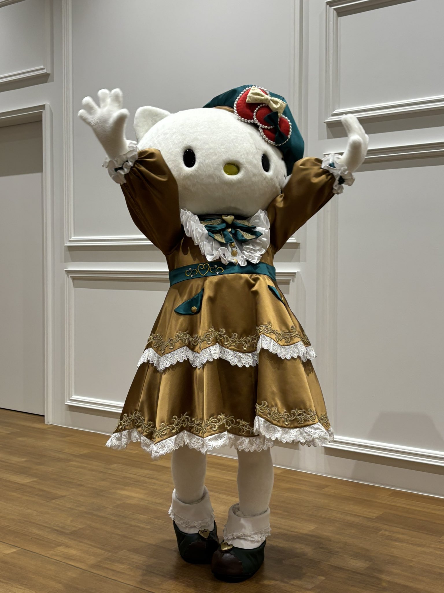 キティ　マスコット　館のレストラン 館のレストラン | サンリオピューロランド