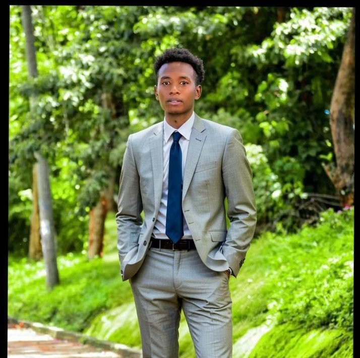 Happiest birthday to me.Celebrating another trip around the sun!  <a href="/MarthaKarua/">Martha Karua SC</a> <a href="/MwangiHub/">Billy</a> <a href="/BernardKavuli/">Kavuli M. Bernard, FCH</a> <a href="/skmusyoka/">Kalonzo Musyoka</a> <a href="/muigomuriu/">Peter Edwin</a>