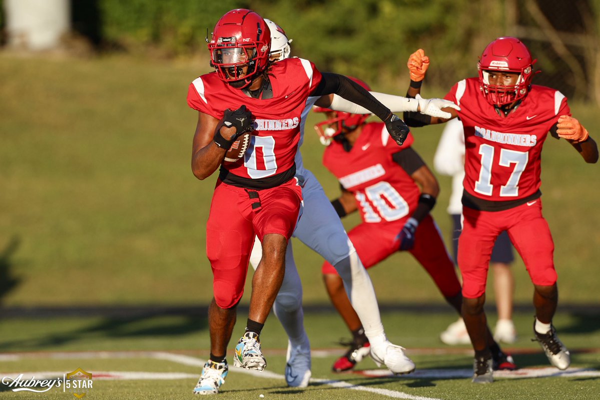 5Star Preps (@5starpreps) on Twitter photo ⭐️⭐️5STAR⭐️PHOTOS⭐️⭐️
powered by <a href="/myaubreys/">Aubrey's Restaurants</a>
WILLIAM BLOUNT @ AUSTIN-EAST
pics by <a href="/TheDannyParker/">Danny Parker</a>
GALLERY ▶️ 5starpreps.com/articles/5star… ⭐️⭐️5STAR⭐️PHOTOS⭐️⭐️
powered by <a href="/myaubreys/">Aubrey's Restaurants</a>
WILLIAM BLOUNT @ AUSTIN-EAST
pics by <a href="/TheDannyParker/">Danny Parker</a>
GALLERY ▶️ 5starpreps.com/articles/5star…